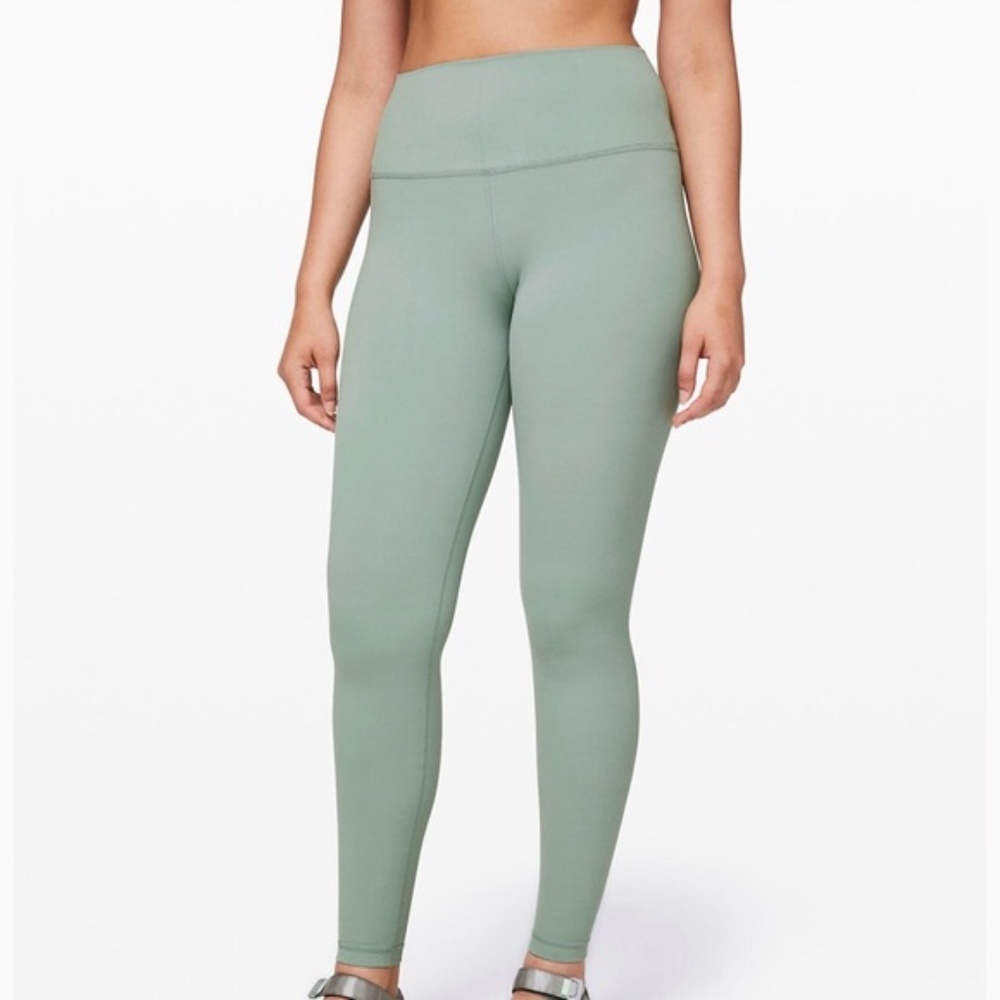 LULULEMON ALIGN 28” LENGTH LIGHT GREEN